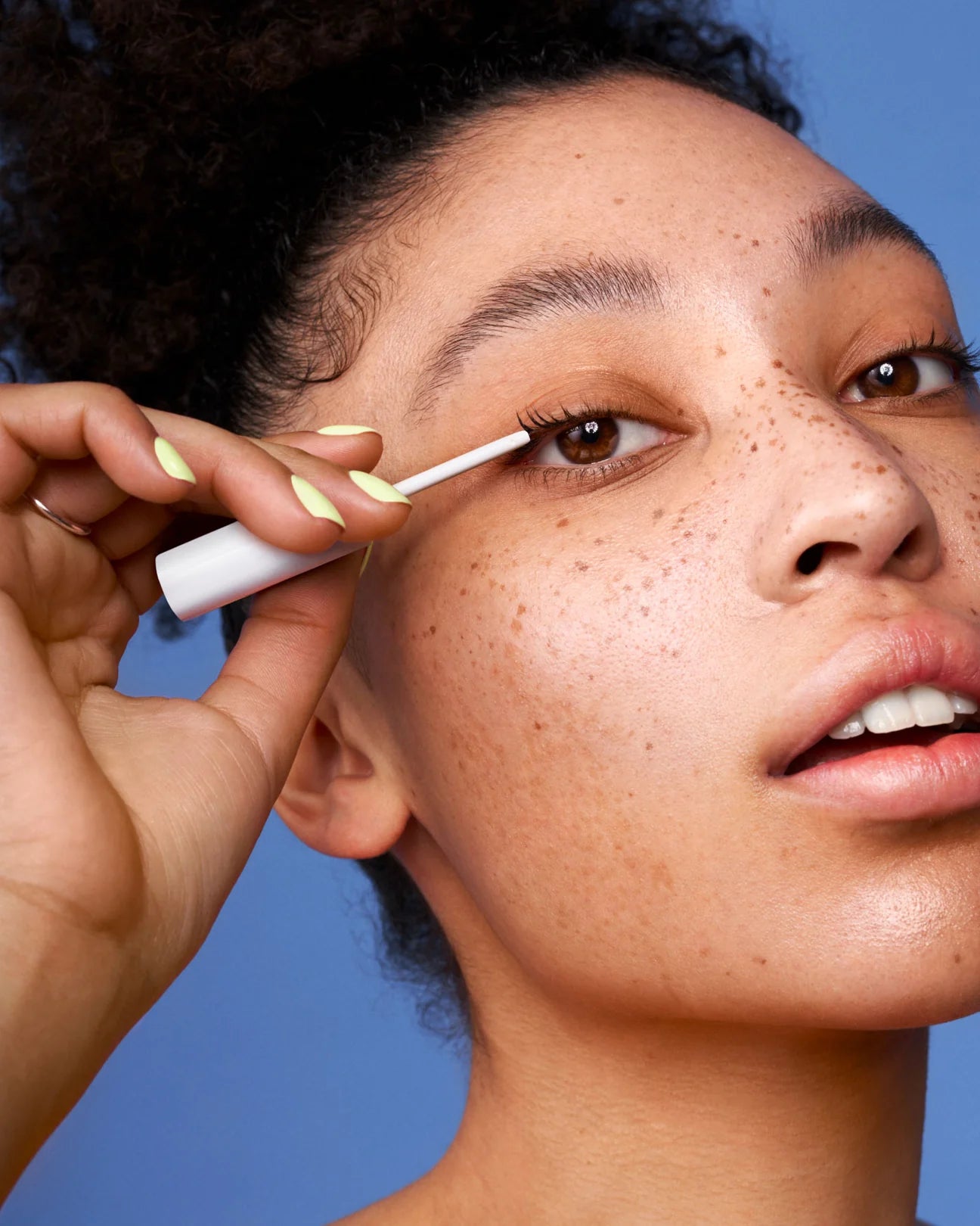 Σέρουμ βλεφαρίδων ορός θεραπείας και ενδυνάμωσης Astra skin 4ml